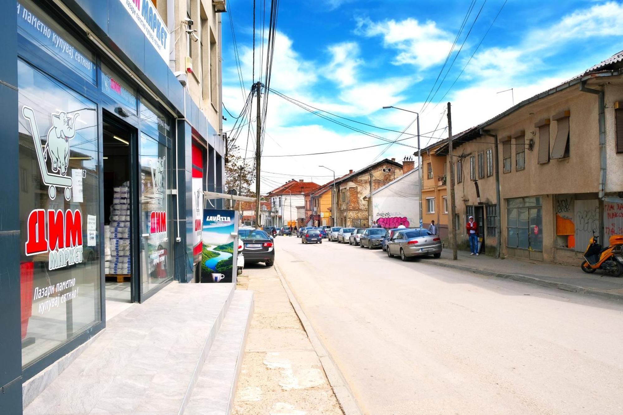 Easy Apartments Kumanovo Buitenkant foto