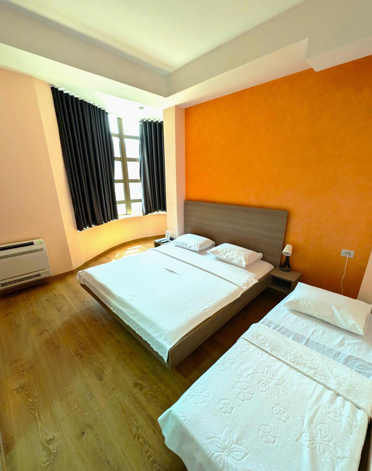 Easy Apartments Kumanovo Buitenkant foto